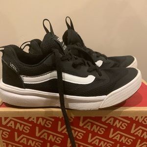 Boys Vans ultrarang rapidw size 1